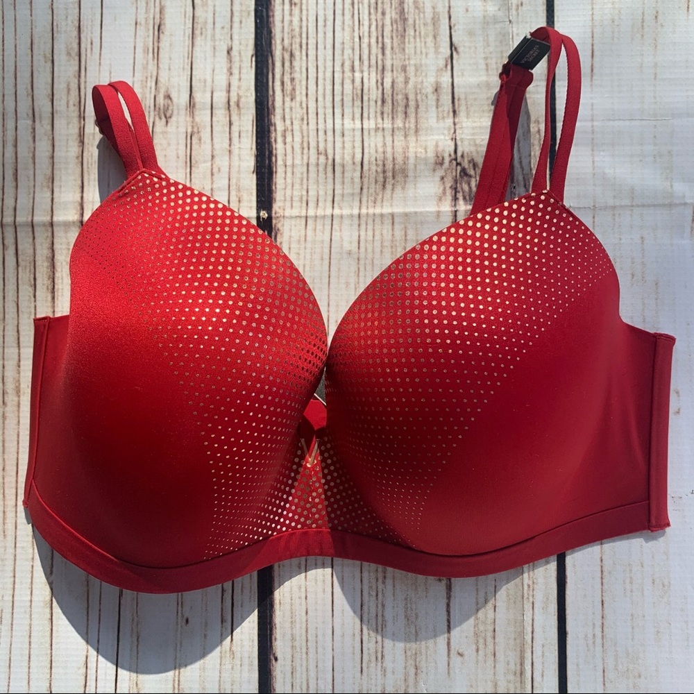 36DD padded new with tags Victoria secret bra red